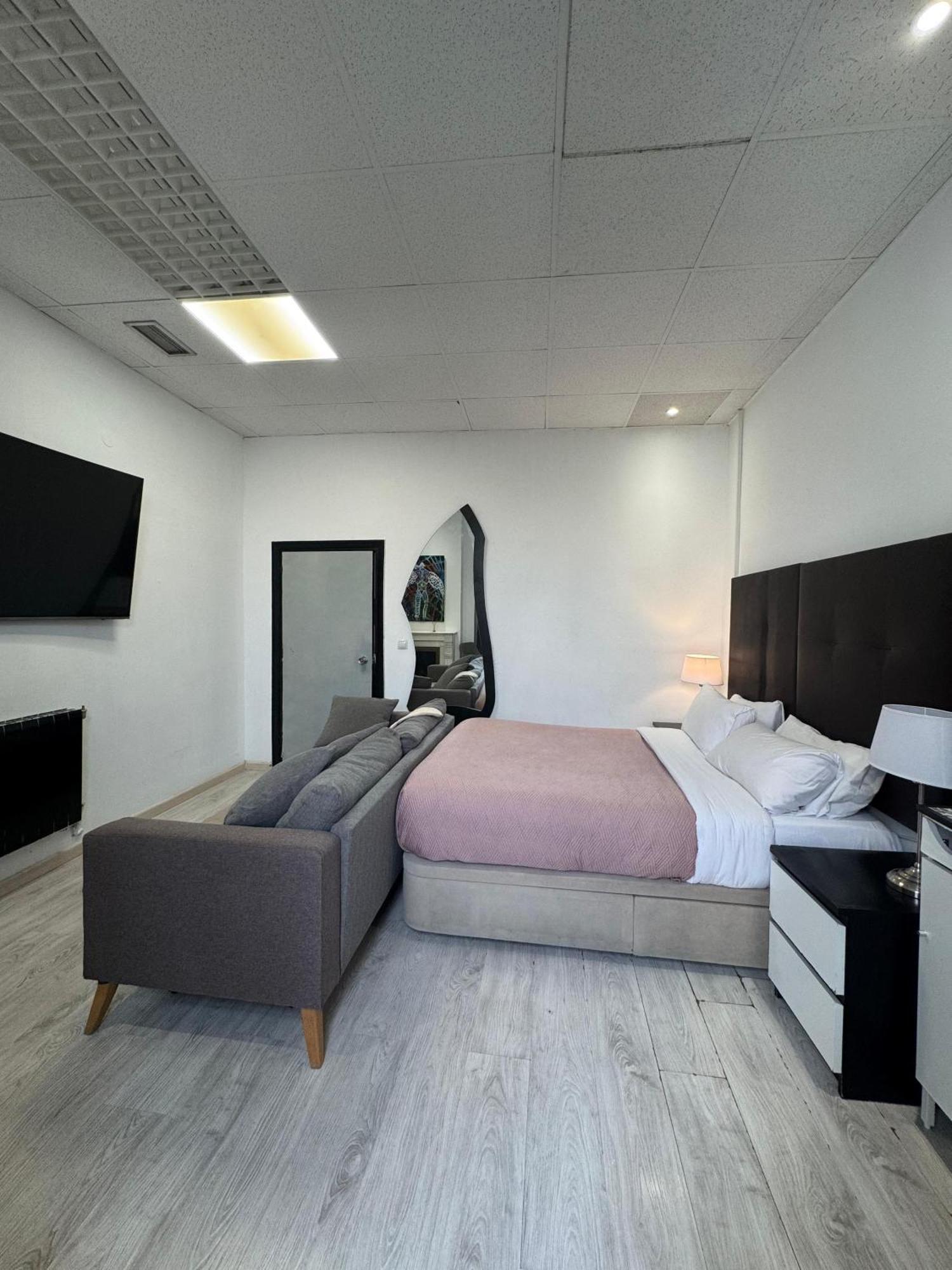 Opera Lux Hotel Madrid Luaran gambar